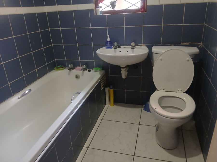 4 Bedroom Property for Sale in Sunnyridge Ext 3 Eastern Cape